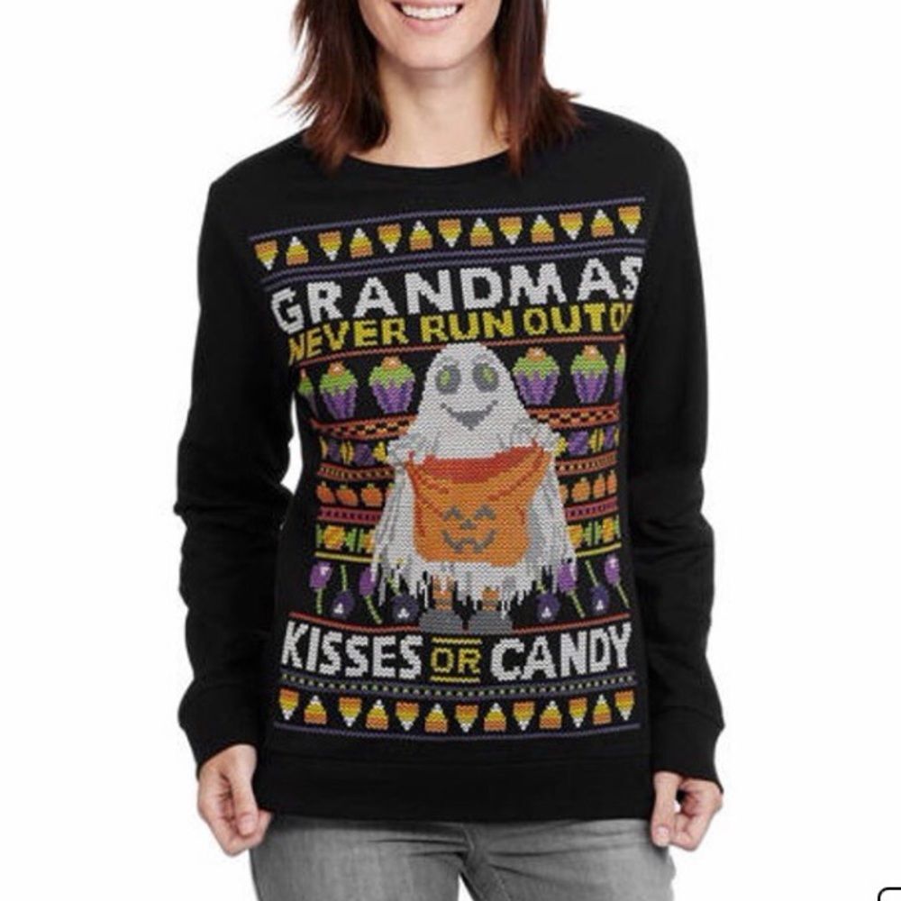 Grandmas Never Run Out of Kisses or Candy Halloween Sweatshirt Black Sz XL